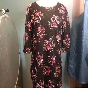 Karen Scott sport dress. Size Large. Floral long tee shirt dress
